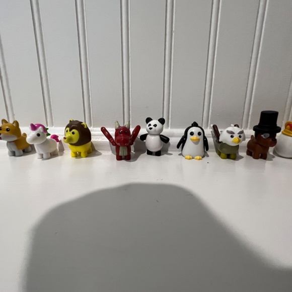 Roblox Adopt Me play set - Picture 3 of 5